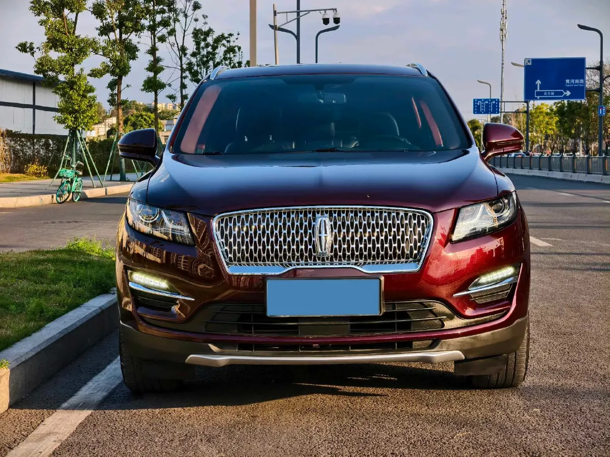 2019 Lincoln MKC 2.0T 203HP L4 6AT,autocango,china used car exporter,china ev exporter,chinese used car exporter,chinese used ev exporter