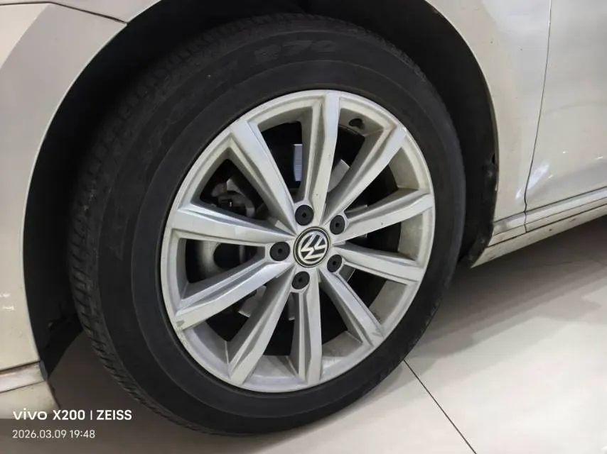 2018 Volkswagen Magotan 1.8T 180HP L4 7DCT,autocango,china used car exporter,china ev exporter,chinese used car exporter,chinese used ev exporter