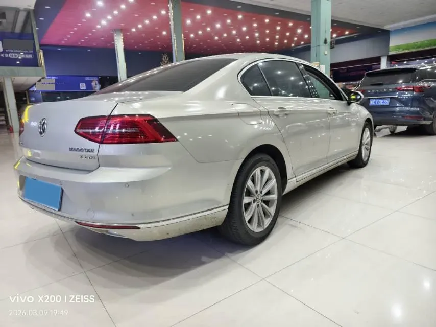 2018 Volkswagen Magotan 1.8T 180HP L4 7DCT,autocango,china used car exporter,china ev exporter,chinese used car exporter,chinese used ev exporter