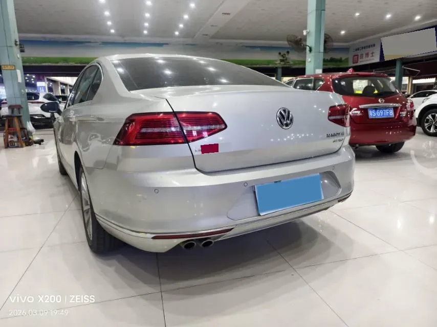 2018 Volkswagen Magotan 1.8T 180HP L4 7DCT,autocango,china used car exporter,china ev exporter,chinese used car exporter,chinese used ev exporter