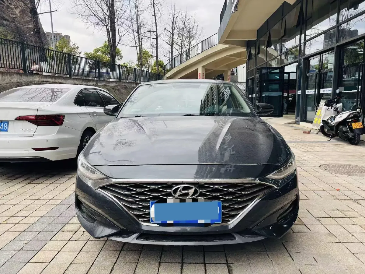 2019 Hyundai La Festa 1.6T 190HP L4 7DCT,autocango,china used car exporter,china ev exporter,chinese used car exporter,chinese used ev exporter