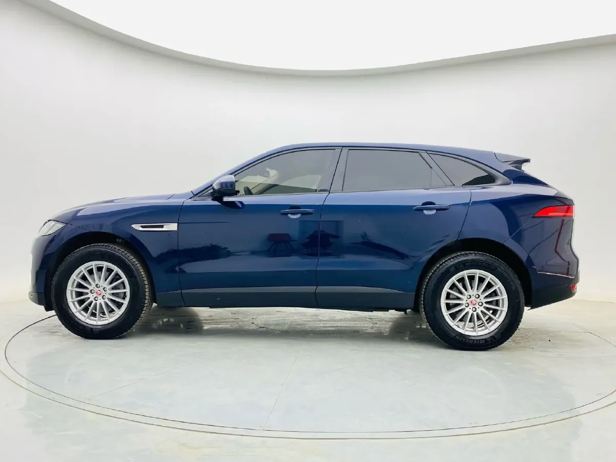 2018 Jaguar F-PACE 2.0T 250HP L4 8AT,autocango,china used car exporter,china ev exporter,chinese used car exporter,chinese used ev exporter