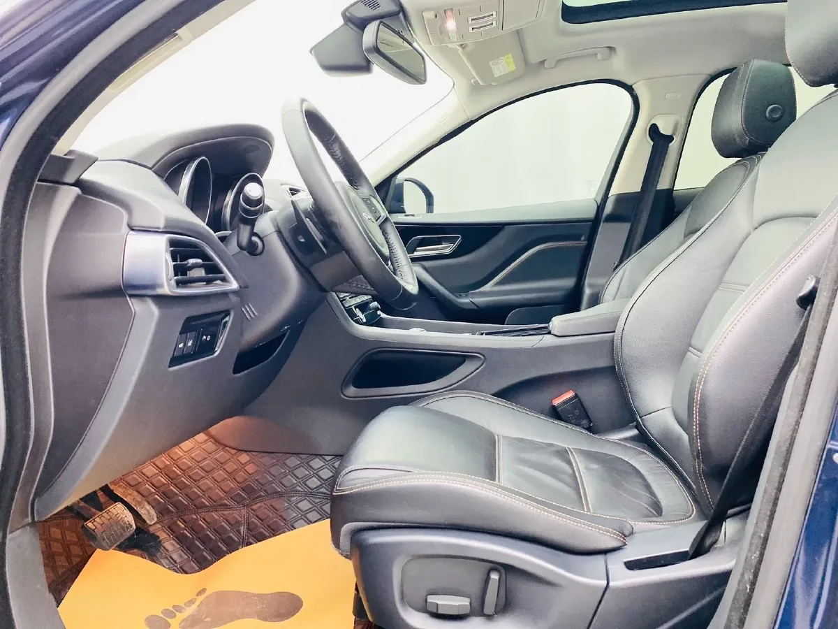 2018 Jaguar F-PACE 2.0T 250HP L4 8AT,autocango,china used car exporter,china ev exporter,chinese used car exporter,chinese used ev exporter