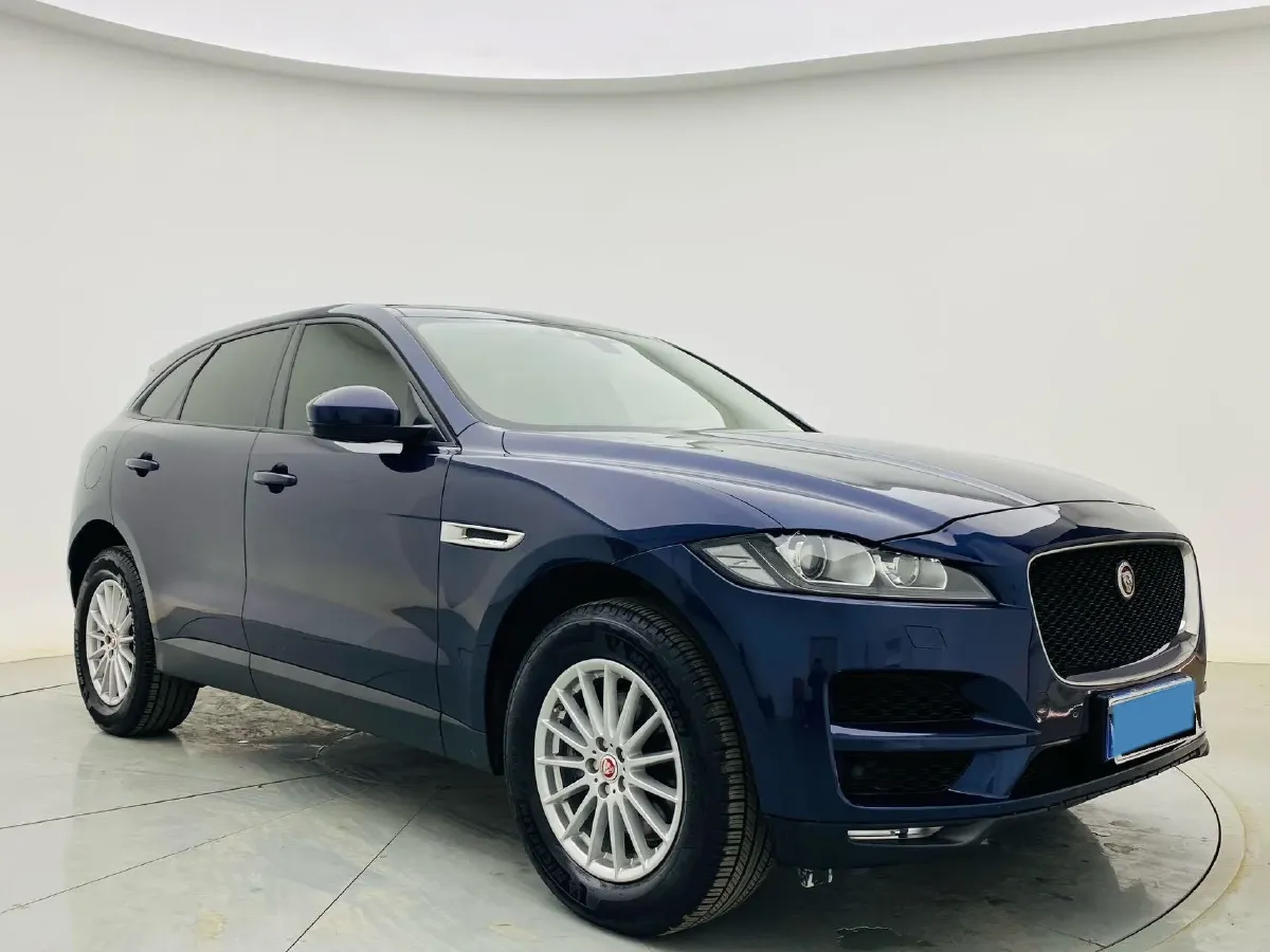 2018 Jaguar F-PACE 2.0T 250HP L4 8AT,autocango,china used car exporter,china ev exporter,chinese used car exporter,chinese used ev exporter