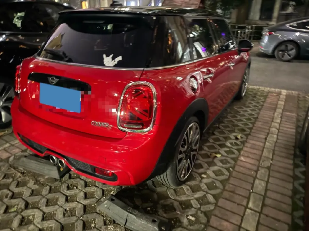 2018 Mercedes-Benz CLA Class 2.0T 184HP L4 7DCT,autocango,china used car exporter,china ev exporter,chinese used car exporter,chinese used ev exporter