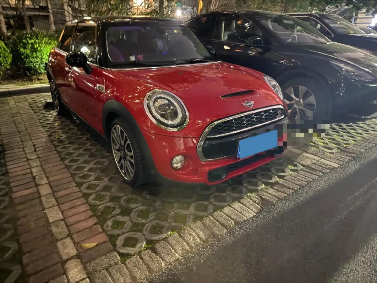 2018 Mercedes-Benz CLA Class 2.0T 184HP L4 7DCT,autocango,china used car exporter,china ev exporter,chinese used car exporter,chinese used ev exporter