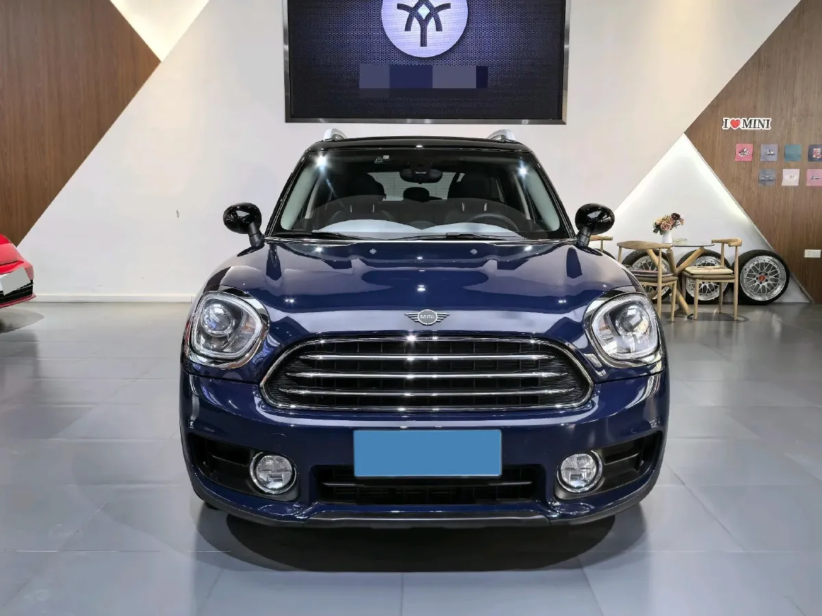 2018 Jeep Grand Commander 2.0T 234HP L4 9AT,autocango,china used car exporter,china ev exporter,chinese used car exporter,chinese used ev exporter