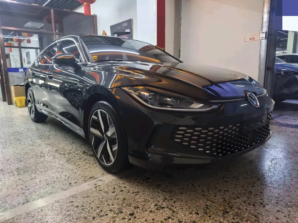 2023 Volkswagen Lamando 1.4T 150HP L4 7DCT,autocango,china used car exporter,china ev exporter,chinese used car exporter,chinese used ev exporter