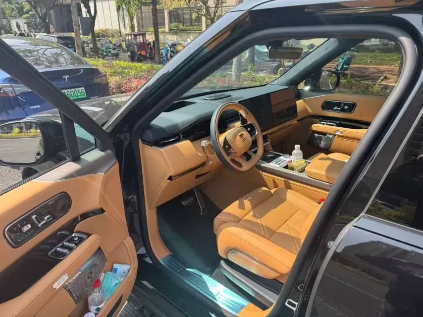 2025 Zeekr 9X 2.0T 279HP L4 1DHT PHEV,autocango,china used car exporter,china ev exporter,chinese used car exporter,chinese used ev exporter