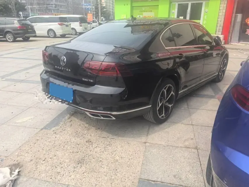 2023 Volkswagen Magotan 2.0T 186HP L4 7DCT,autocango,china used car exporter,china ev exporter,chinese used car exporter,chinese used ev exporter