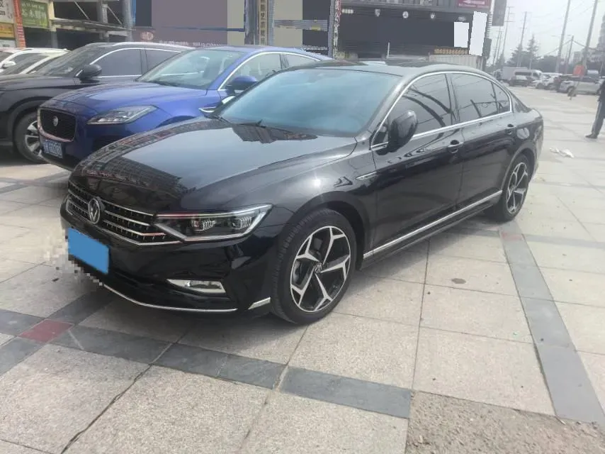 2023 Volkswagen Magotan 2.0T 186HP L4 7DCT,autocango,china used car exporter,china ev exporter,chinese used car exporter,chinese used ev exporter