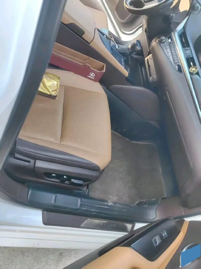 2020 Lexus ES 2.5L 178HP L4 E-CVT Hybrid,autocango,china used car exporter,china ev exporter,chinese used car exporter,chinese used ev exporter