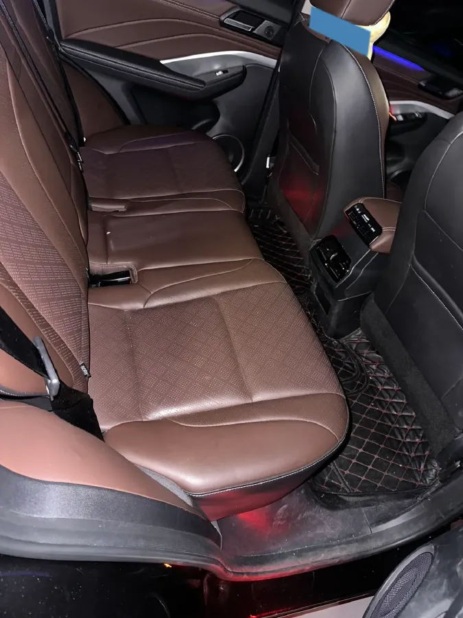 2020 WEY VV6 2.0T 227HP L4 7DCT,autocango,china used car exporter,china ev exporter,chinese used car exporter,chinese used ev exporter