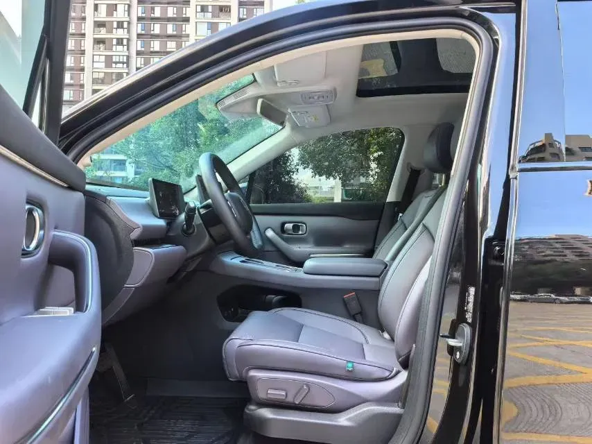 2024 Leapmotor C10 BEV 69.9KWH,autocango,china used car exporter,china ev exporter,chinese used car exporter,chinese used ev exporter