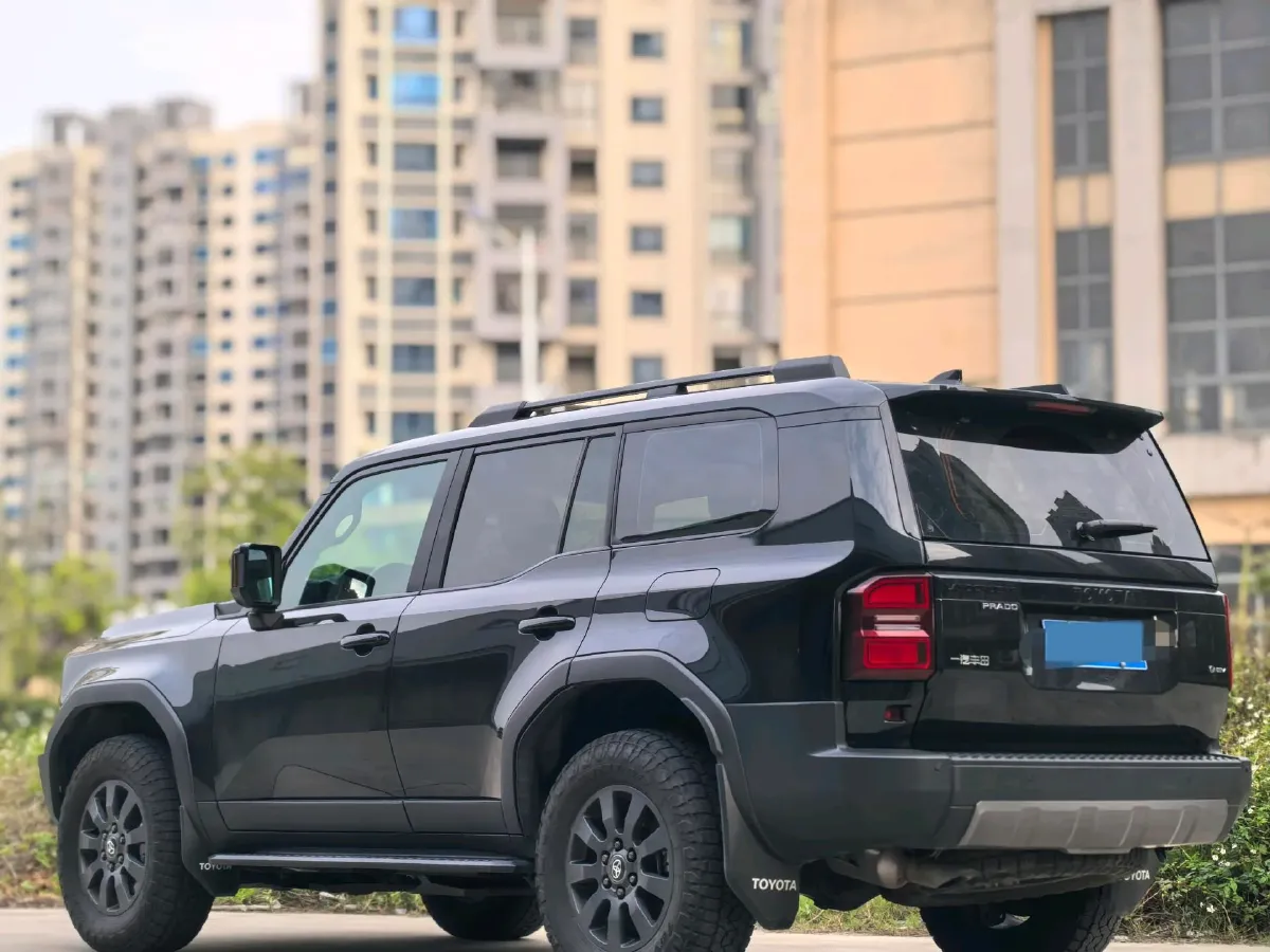2024 Toyota Land Cruiser Prado 2.4T 282HP L4 8AT Hybrid,autocango,china used car exporter,china ev exporter,chinese used car exporter,chinese used ev exporter