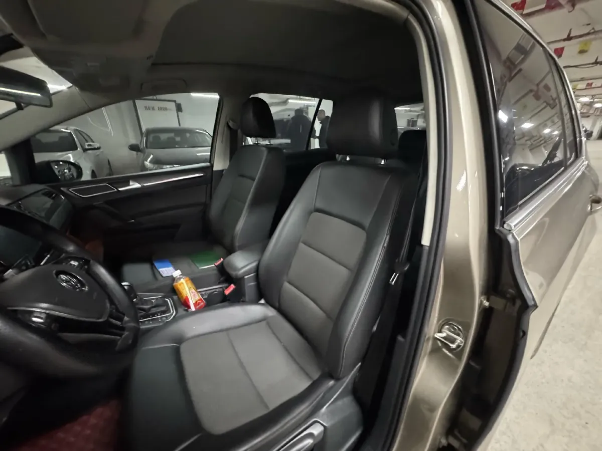 2018 Volkswagen Golf Sportsvan 1.4T 131HP L4 7DCT,autocango,china used car exporter,china ev exporter,chinese used car exporter,chinese used ev exporter