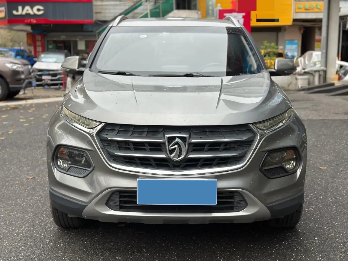 2017 BaoJun 510 1.5L 112HP L4 6MT,autocango,china used car exporter,china ev exporter,chinese used car exporter,chinese used ev exporter