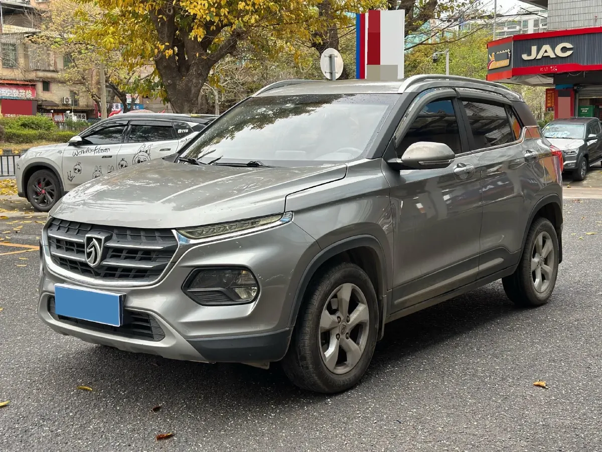 2017 BaoJun 510 1.5L 112HP L4 6MT,autocango,china used car exporter,china ev exporter,chinese used car exporter,chinese used ev exporter