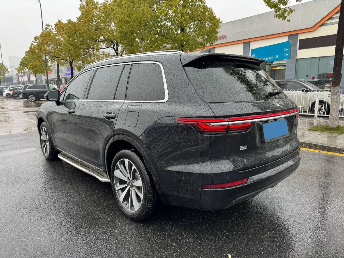2021 Li ONE Range Extended 131HP REEV 40.5KWH,autocango,china used car exporter,china ev exporter,chinese used car exporter,chinese used ev exporter