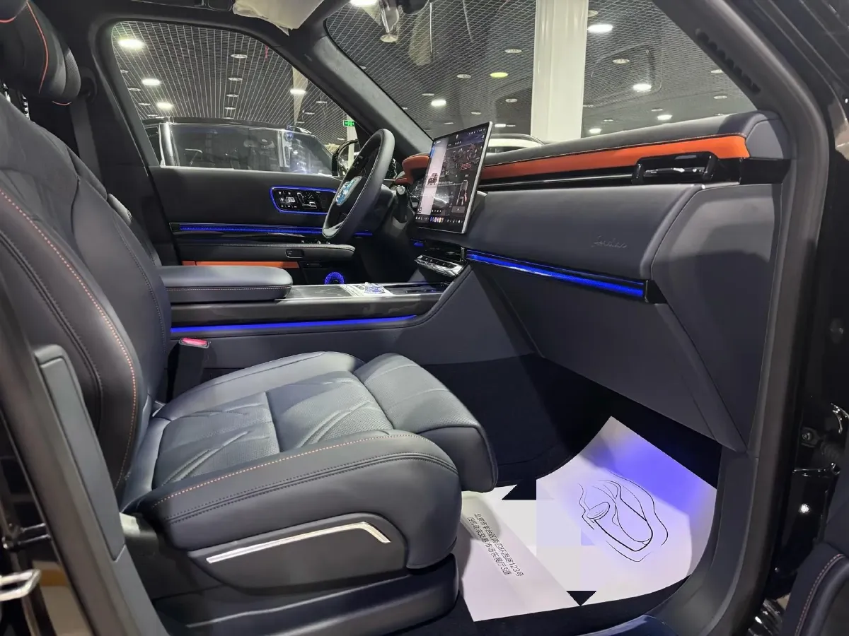 2025 Zeekr 9X 2.0T 279HP L4 1DHT PHEV,autocango,china used car exporter,china ev exporter,chinese used car exporter,chinese used ev exporter