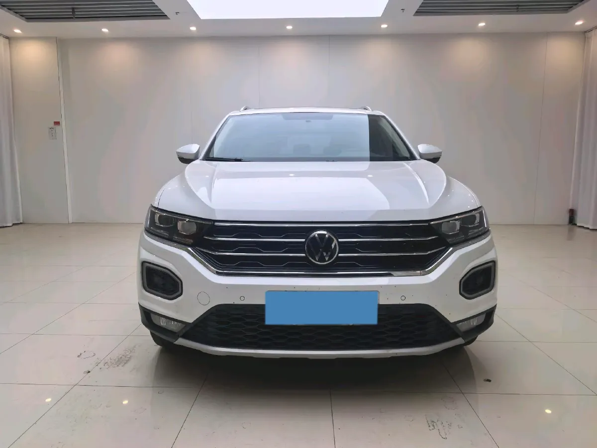 2021 Volkswagen T-Roc 1.4T 150HP L4 7DCT,autocango,china used car exporter,china ev exporter,chinese used car exporter,chinese used ev exporter