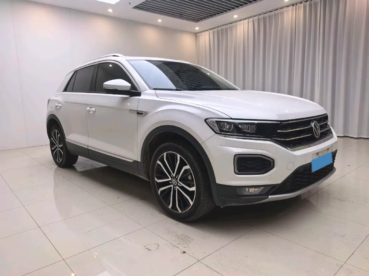 2021 Volkswagen T-Roc 1.4T 150HP L4 7DCT,autocango,china used car exporter,china ev exporter,chinese used car exporter,chinese used ev exporter