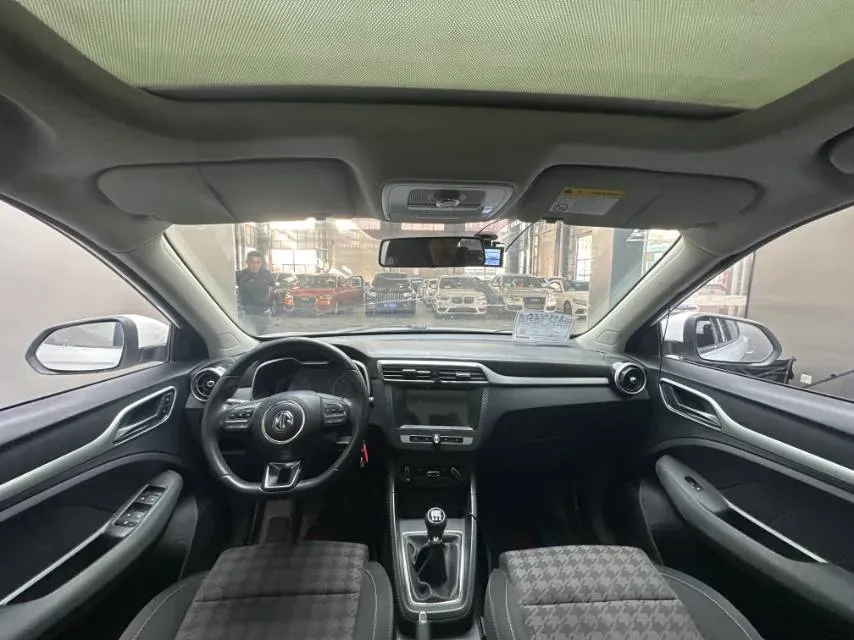 2020 MG ZS 1.5L 120HP L4 5MT,autocango,china used car exporter,china ev exporter,chinese used car exporter,chinese used ev exporter