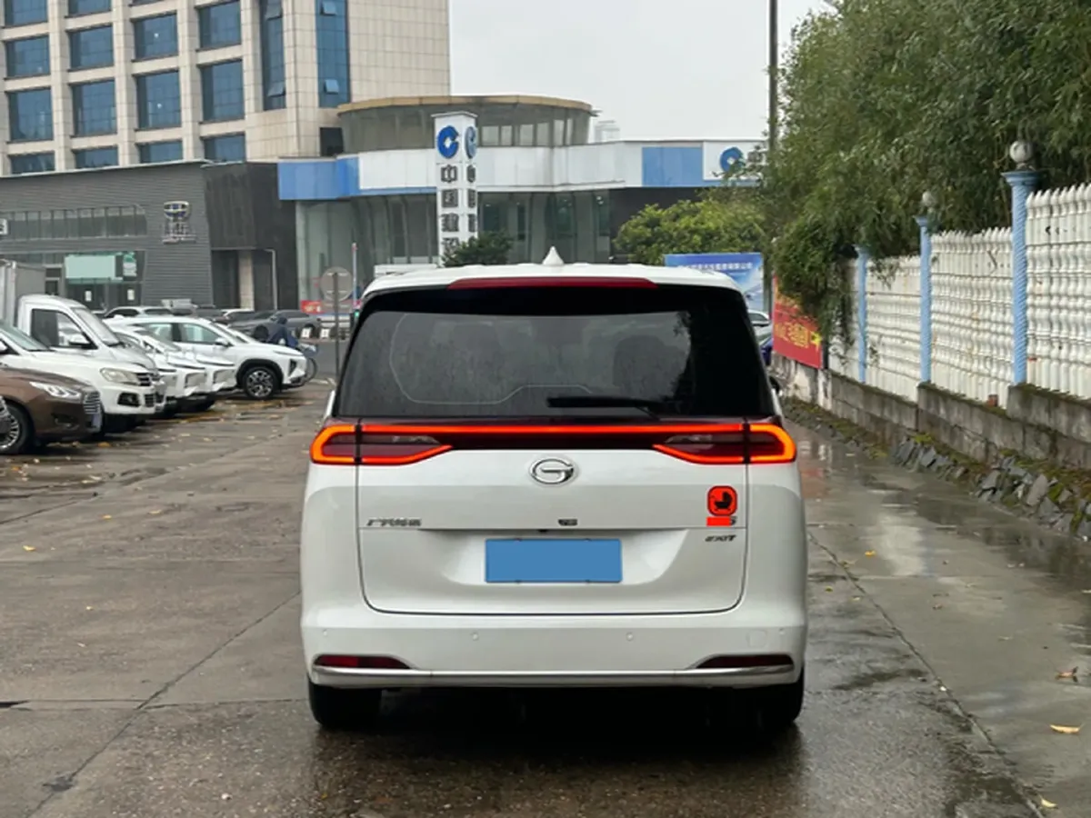 2021 GAC Trumpchi M6 1.5T 169HP L4 7DCT,autocango,china used car exporter,china ev exporter,chinese used car exporter,chinese used ev exporter