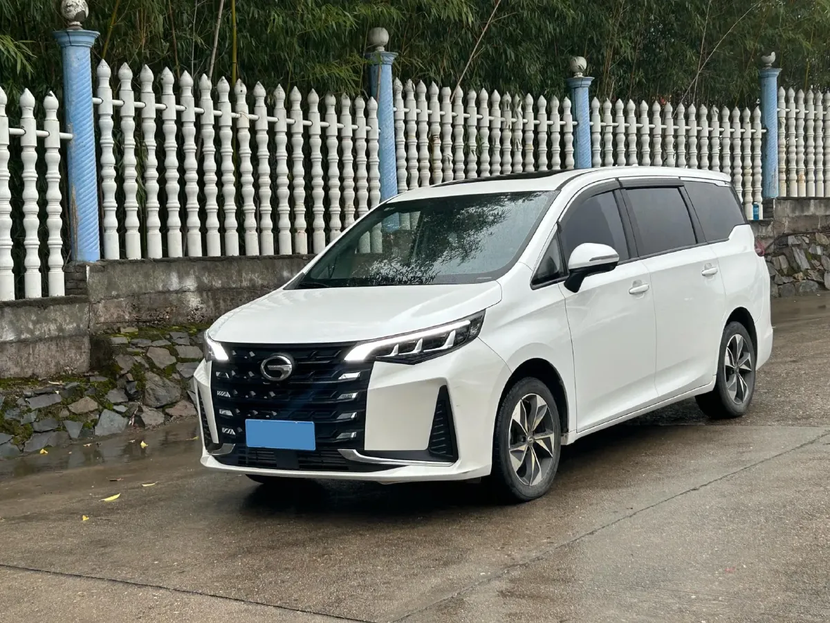 2021 GAC Trumpchi M6 1.5T 169HP L4 7DCT,autocango,china used car exporter,china ev exporter,chinese used car exporter,chinese used ev exporter
