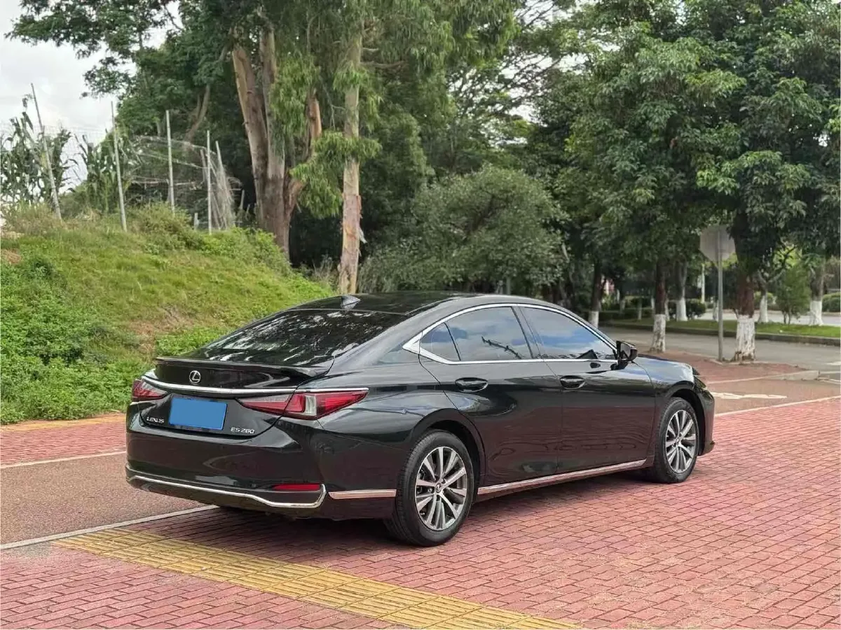 2020 Lexus ES 2.0L 173HP L4 CVT,autocango,china used car exporter,china ev exporter,chinese used car exporter,chinese used ev exporter