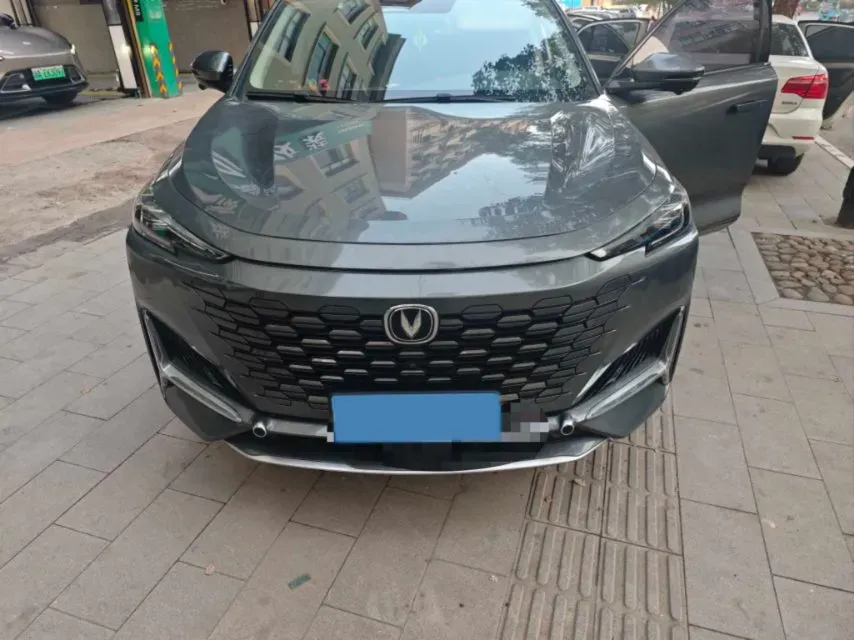 2021 ChangAn UNI-K 2.0T 233HP L4 8AT,autocango,china used car exporter,china ev exporter,chinese used car exporter,chinese used ev exporter