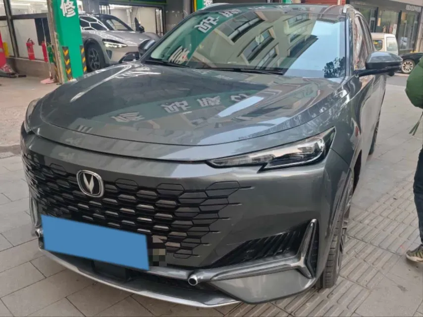 2021 ChangAn UNI-K 2.0T 233HP L4 8AT,autocango,china used car exporter,china ev exporter,chinese used car exporter,chinese used ev exporter
