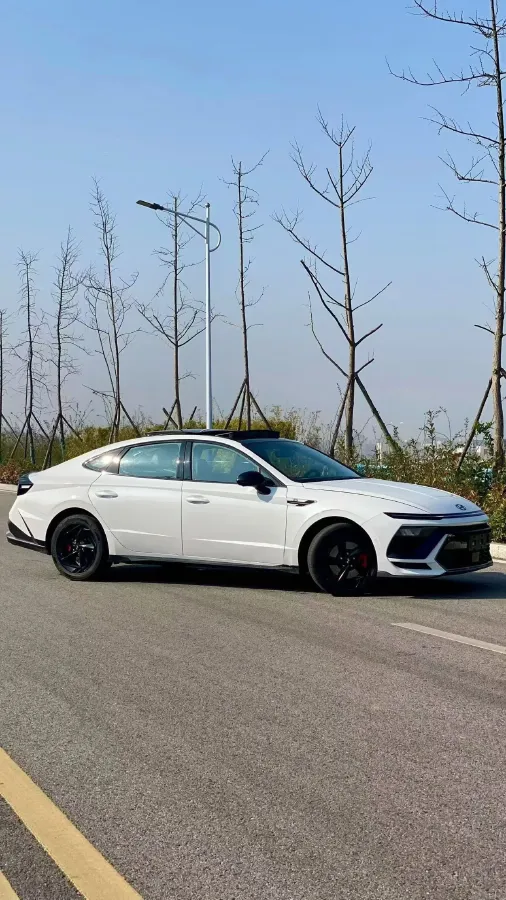 2024 Hyundai Sonata 2.0T 250HP L4 8AT,autocango,china used car exporter,china ev exporter,chinese used car exporter,chinese used ev exporter