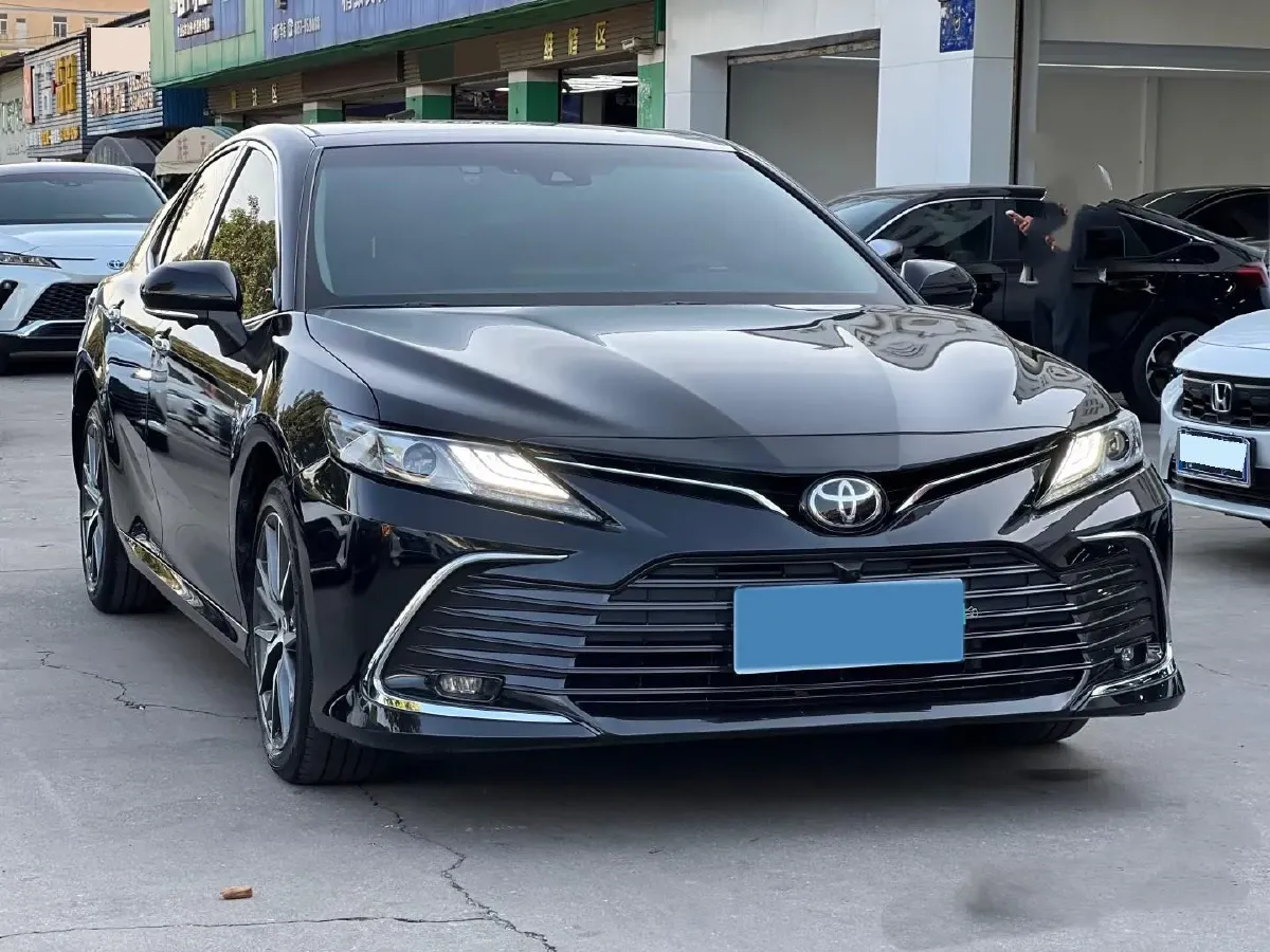2021 Toyota Camry 2.5L 209HP L4 8AT,autocango,china used car exporter,china ev exporter,chinese used car exporter,chinese used ev exporter