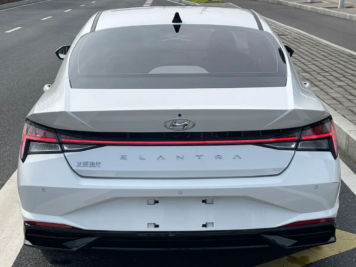 2022 Hyundai Elantra 1.5L 115HP L4 CVT,autocango,china used car exporter,china ev exporter,chinese used car exporter,chinese used ev exporter