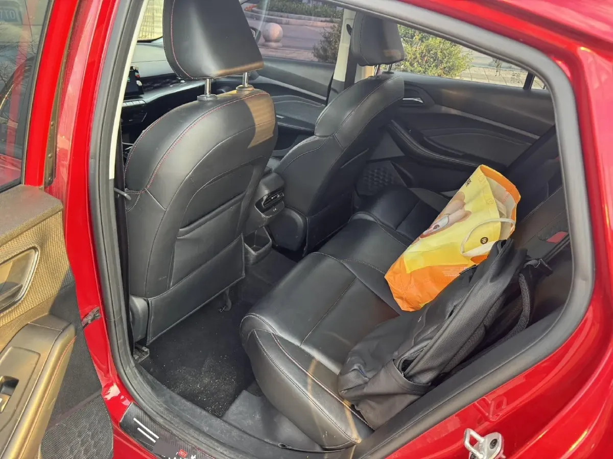 2021 MG 5 1.5T 173HP L4 7DCT,autocango,china used car exporter,china ev exporter,chinese used car exporter,chinese used ev exporter