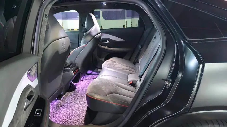 2022 ARCFOX αS BEV 74.5KWH,autocango,china used car exporter,china ev exporter,chinese used car exporter,chinese used ev exporter