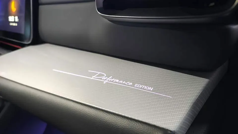 2022 ARCFOX αS BEV 74.5KWH,autocango,china used car exporter,china ev exporter,chinese used car exporter,chinese used ev exporter