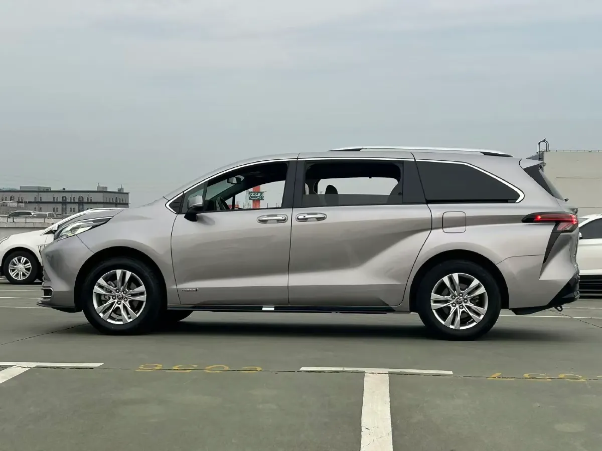 2021 Toyota Sienna 2.5L 192HP L4 E-CVT Hybrid,autocango,china used car exporter,china ev exporter,chinese used car exporter,chinese used ev exporter