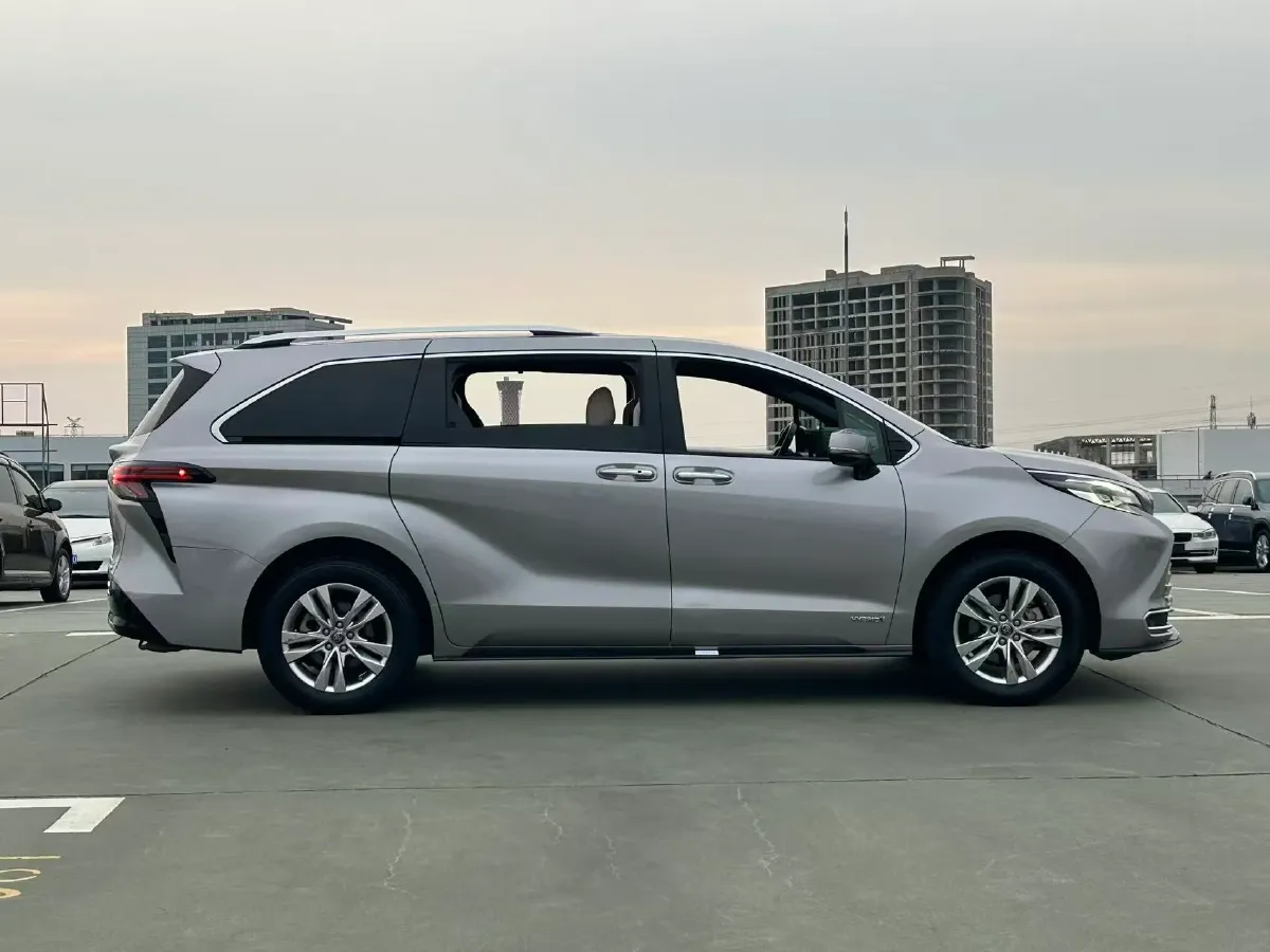 2021 Toyota Sienna 2.5L 192HP L4 E-CVT Hybrid,autocango,china used car exporter,china ev exporter,chinese used car exporter,chinese used ev exporter