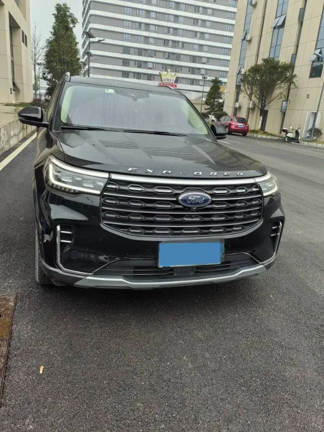 2023 Ford Explorer 2.3T 276HP L4 10AT,autocango,china used car exporter,china ev exporter,chinese used car exporter,chinese used ev exporter
