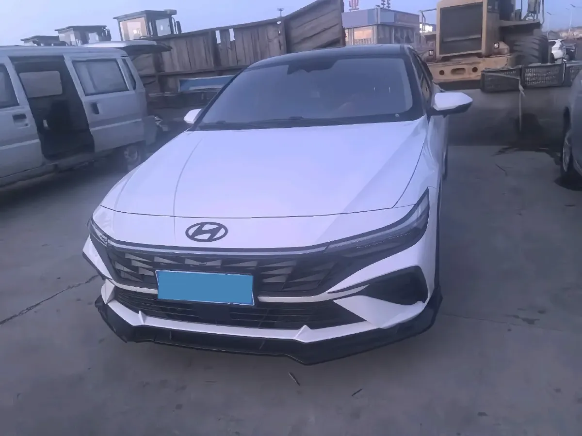 2023 Hyundai Elantra 1.5L 115HP L4 CVT,autocango,china used car exporter,china ev exporter,chinese used car exporter,chinese used ev exporter
