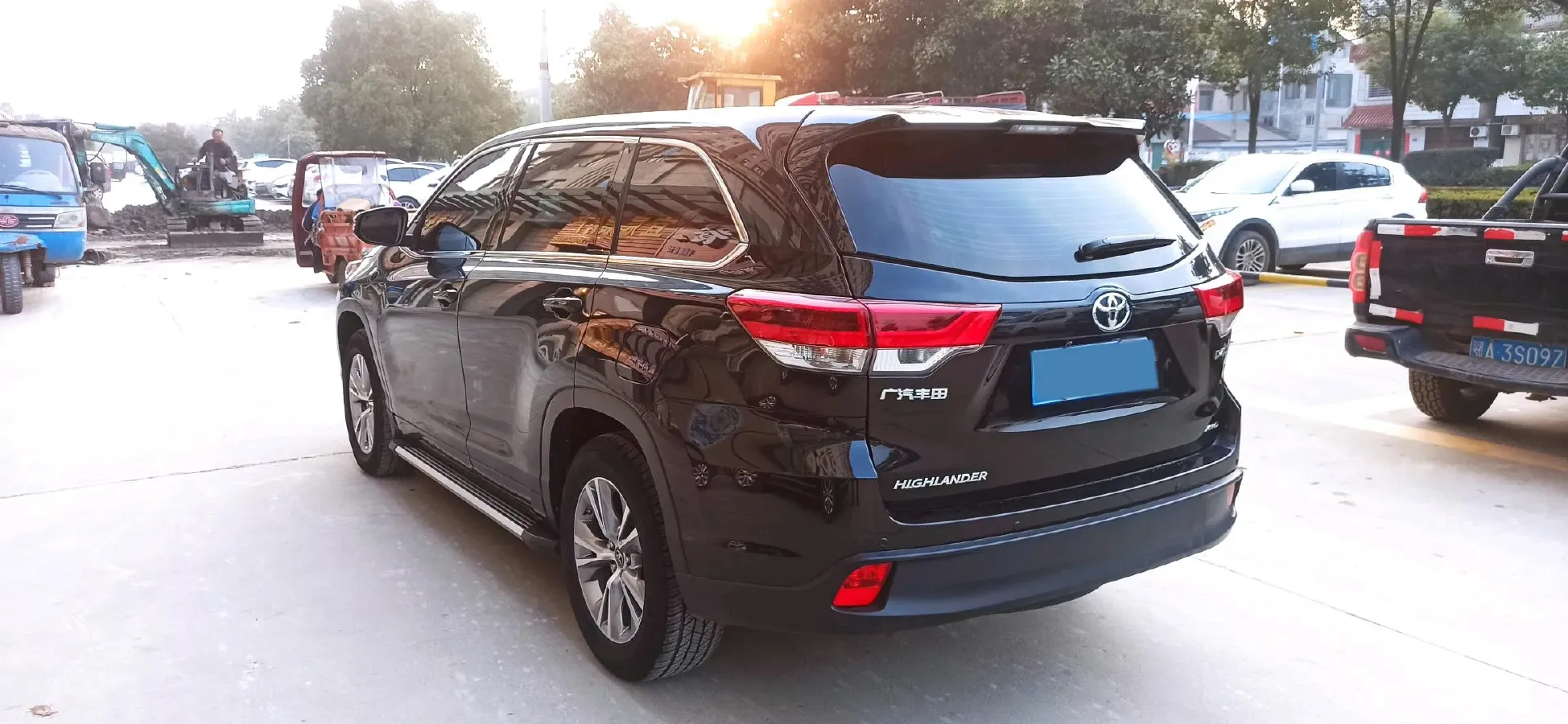 2021 Toyota Highlander 2.0T 220HP L4 6AT,autocango,china used car exporter,china ev exporter,chinese used car exporter,chinese used ev exporter