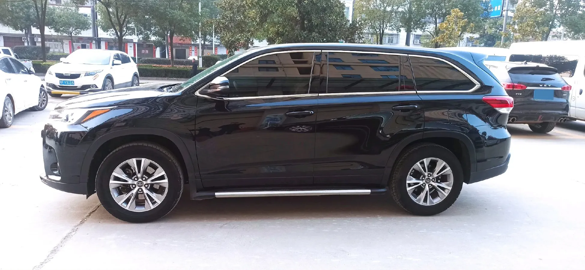 2021 Toyota Highlander 2.0T 220HP L4 6AT,autocango,china used car exporter,china ev exporter,chinese used car exporter,chinese used ev exporter