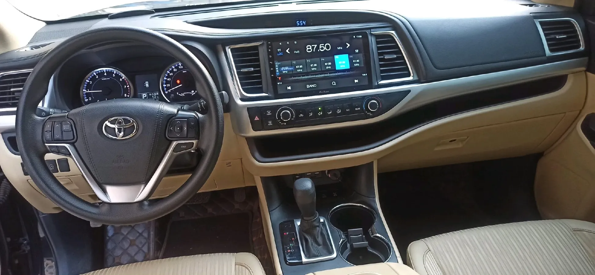 2021 Toyota Highlander 2.0T 220HP L4 6AT,autocango,china used car exporter,china ev exporter,chinese used car exporter,chinese used ev exporter