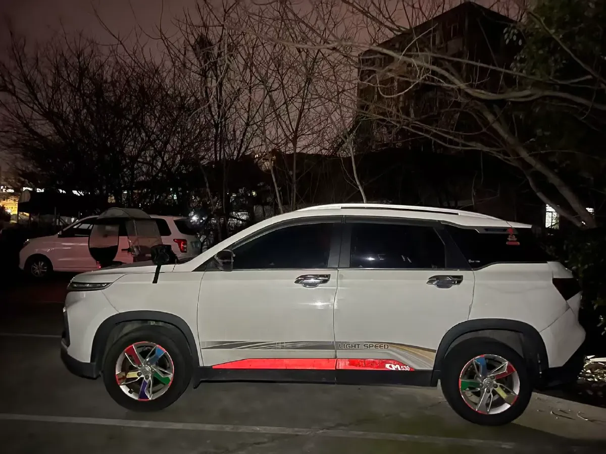 2018 BaoJun 530 1.5T 150HP L4 6MT,autocango,china used car exporter,china ev exporter,chinese used car exporter,chinese used ev exporter