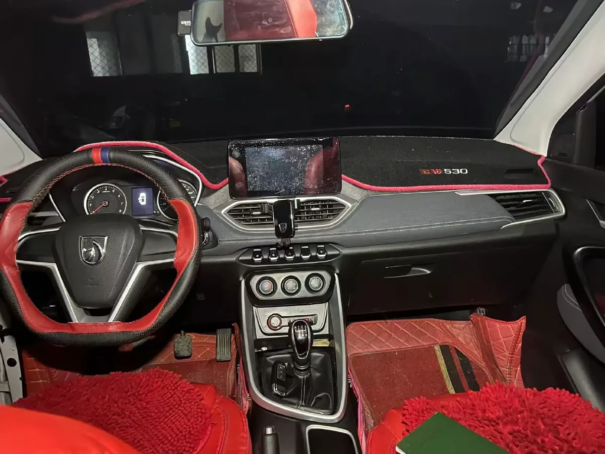 2018 BaoJun 530 1.5T 150HP L4 6MT,autocango,china used car exporter,china ev exporter,chinese used car exporter,chinese used ev exporter