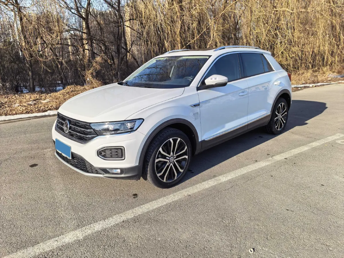 2020 Volkswagen T-Roc 1.4T 150HP L4 7DCT,autocango,china used car exporter,china ev exporter,chinese used car exporter,chinese used ev exporter