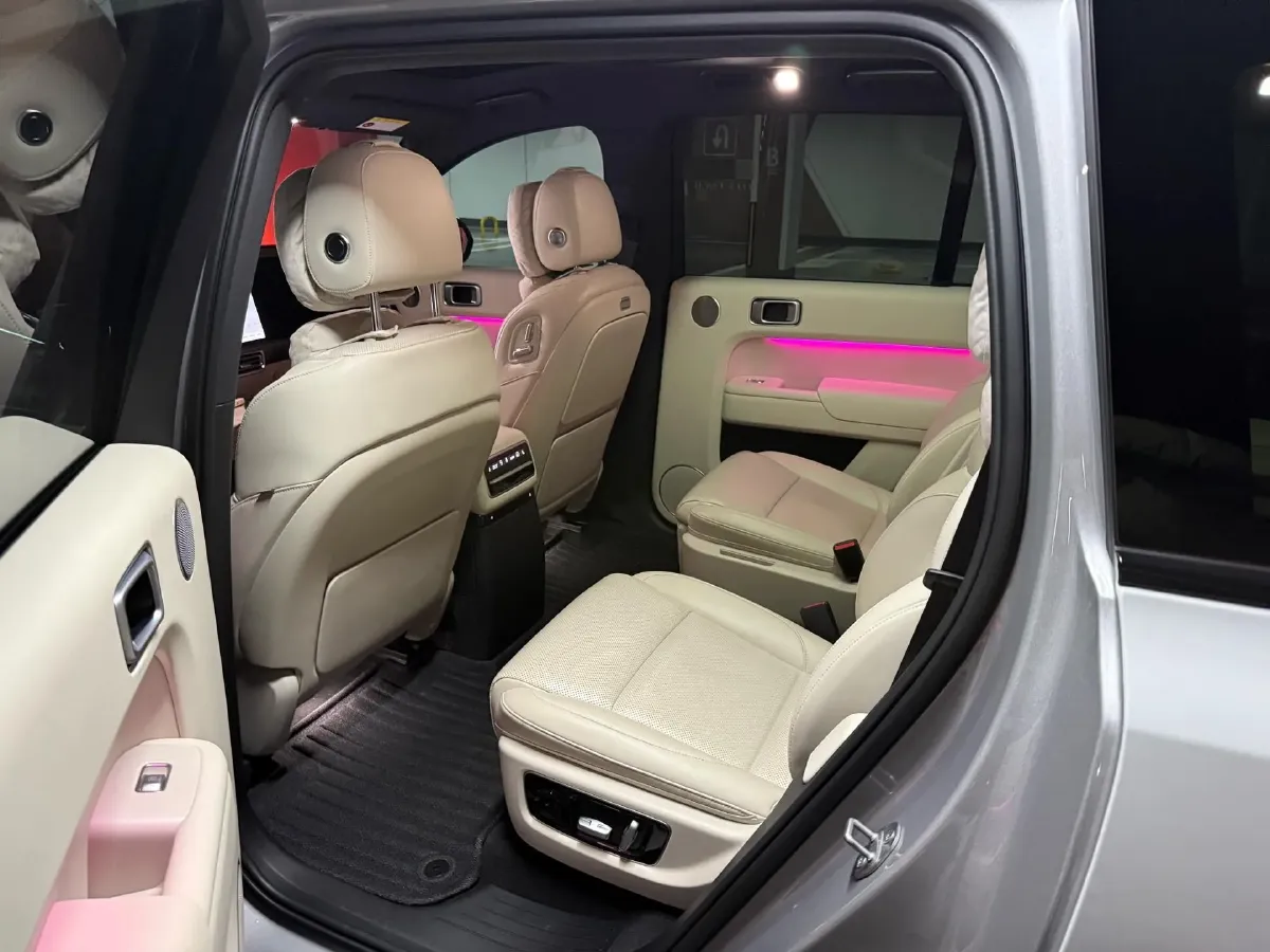2022 Li L9 Range Extended 154HP REEV 42.6KWH,autocango,china used car exporter,china ev exporter,chinese used car exporter,chinese used ev exporter