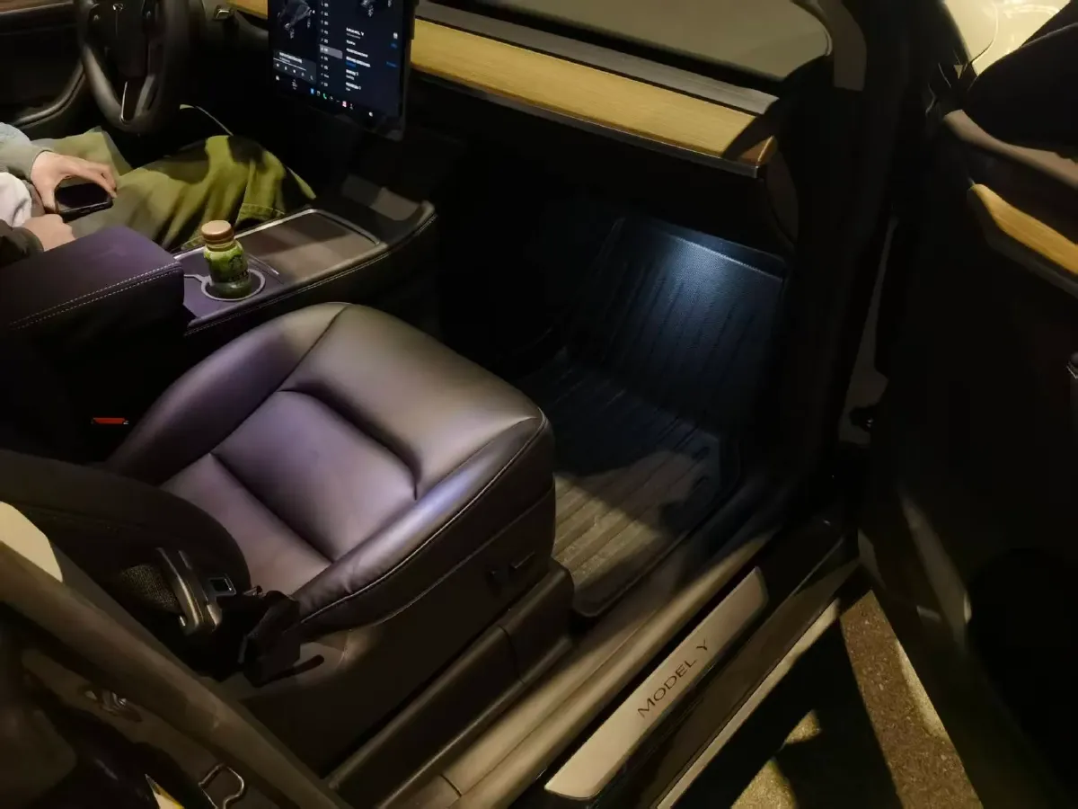 2021 Tesla Model Y BEV 60KWH,autocango,china used car exporter,china ev exporter,chinese used car exporter,chinese used ev exporter